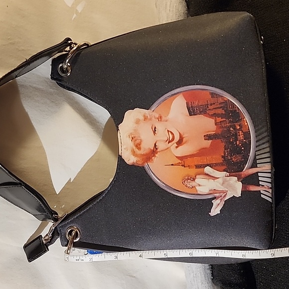 Marilyn Monroe Short Shoulder Purse - Picture 1 of 11